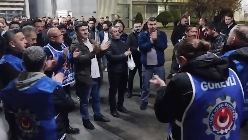 Bosch Fabrikası’nda ışıklı isyan 7 bosch fabrikasinda isikli isyan 3 asJIkc4E