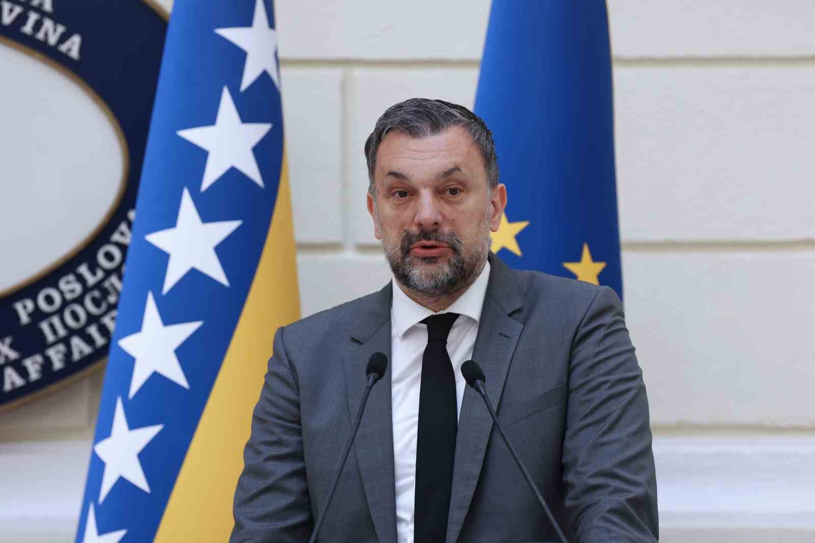 Bosna Hersek Dışişleri Bakanı Konakovic: "AB’nin baskılarına rağmen Türkiye’ye vize uygulanması pek muhtemel değil" 4 bosna hersek disisleri bakani konakovic abnin baskilarina ragmen turkiyeye vize uygulanmasi pek muhtemel degil