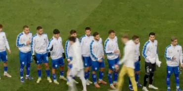 bosna-hersek-umit-milli-futbol-takimi-oyunculari-israilli-futbolcularin-elini-sikmadi-JwgM9BuG.jpg