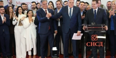 bosna-hersekteki-sirp-cumhuriyeti-entitesinde-yenilenen-baskanlik-secimini-ayrilikci-lider-tarafindan-desteklenen-aday-kazandi-gg64fhT6.jpg