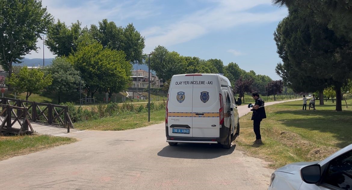 Botanik Park’ta sır ölüm: Dere içinde erkek cesedi bulundu 4 botanik parkta sir olum dere icinde erkek cesedi bulundu 0 A8IXDtZB