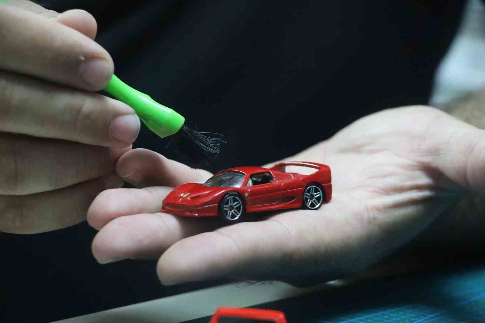 Böylesi görülmedi, evinde 15 bin maket otomobiliyle yaşıyor 10 boylesi gorulmedi evinde 15 bin maket otomobiliyle yasiyor 6 sg52JidJ
