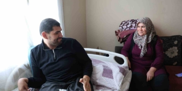 boynuna-batan-tel-engelli-birakti-24-yildir-mutluluk-hayalleri-kuruyor-CYHVLQbP.jpg