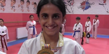 boyu-uzasin-diye-taekwandoya-giden-siirtli-elif-moldovada-aldin-madalya-kazandi-mV6mBZ39.jpg