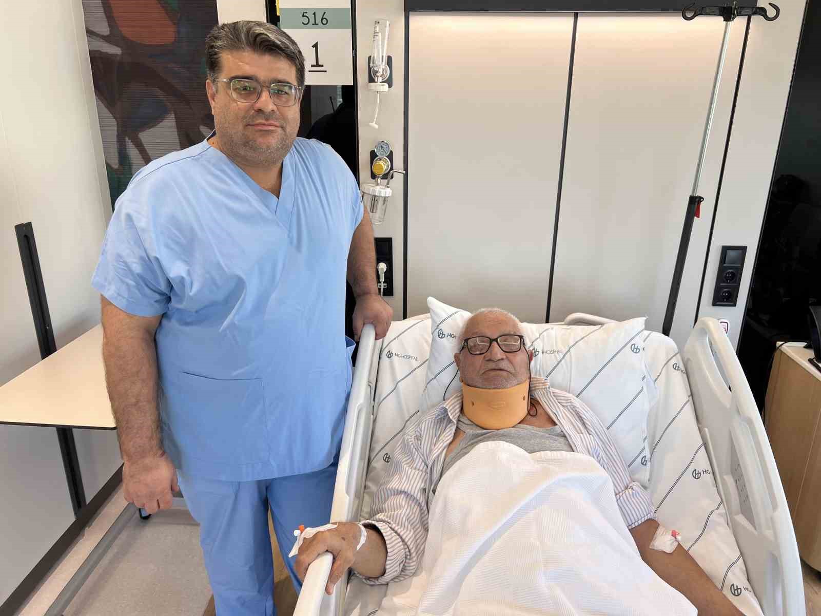 Boyun omuriliğindeki daralma ameliyatı: Yaşlı hasta yeni teknikle ertesi gün sağlığına kavuştu 4 boyun omuriligindeki daralma ameliyati yasli hasta yeni teknikle ertesi gun sagligina kavustu 0