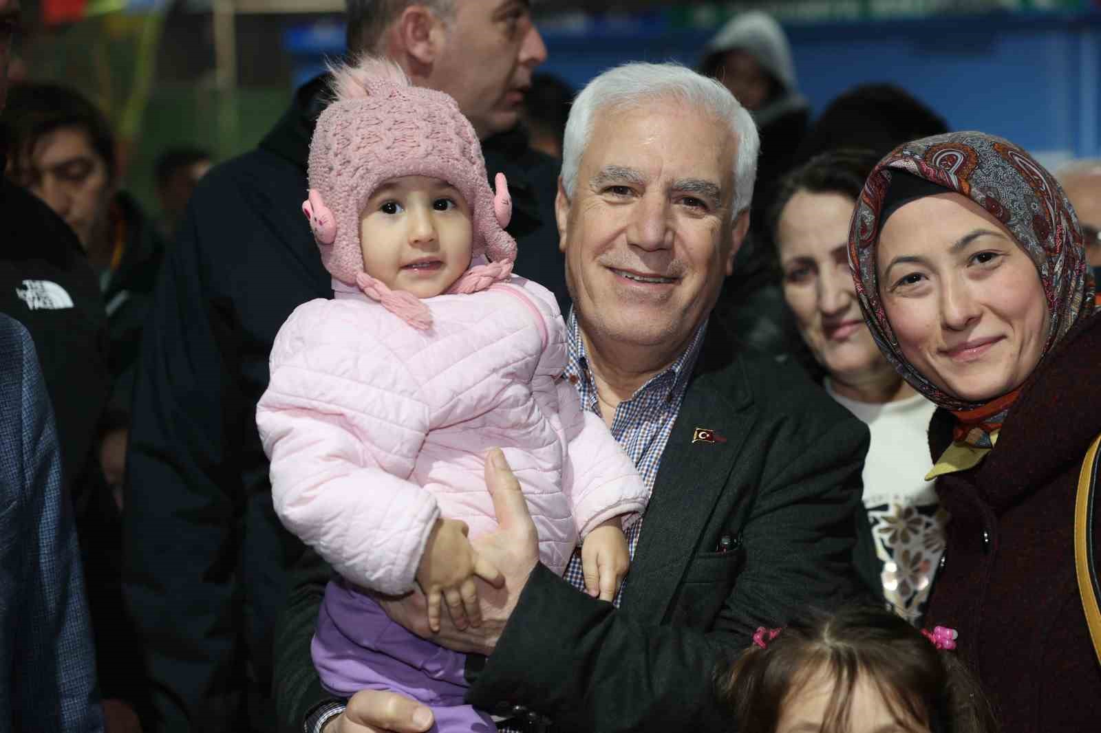 Bozbey: "Kentimizi ve mahallemizi yarınlara hazırlıyoruz" 8 bozbey kentimizi ve mahallemizi yarinlara hazirliyoruz 4 AkzIj1td