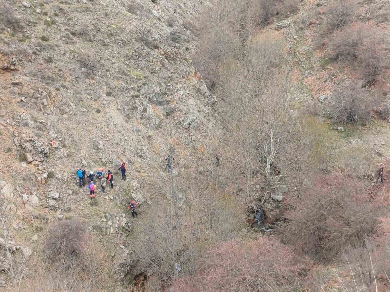 bozdagda kaybolan dagciyi arama calismalari izmire kaydirildi 3 92W4sdUF