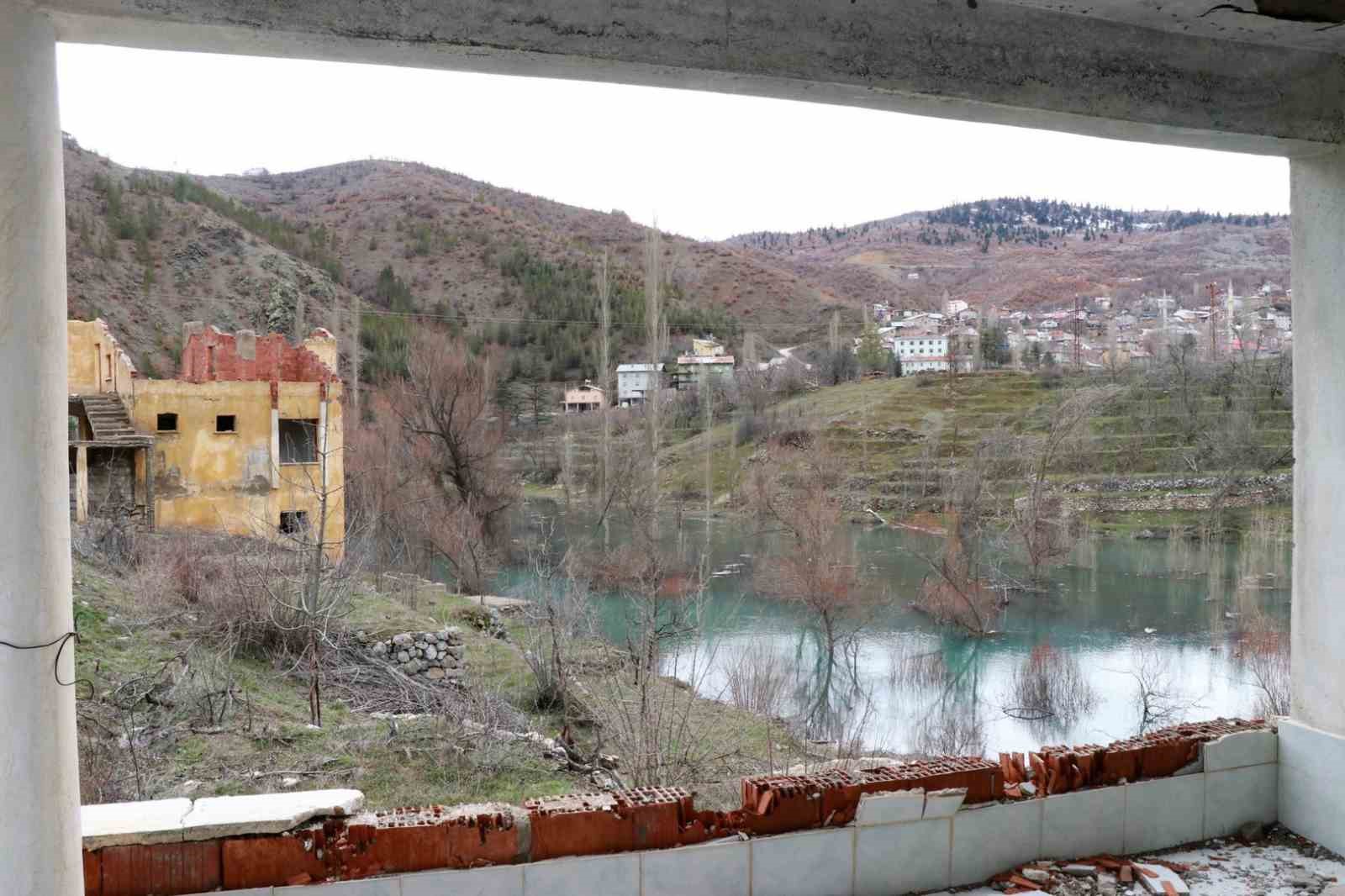 bozkir barajinda su seviyesi yukseliyor 4 DttRSbDs