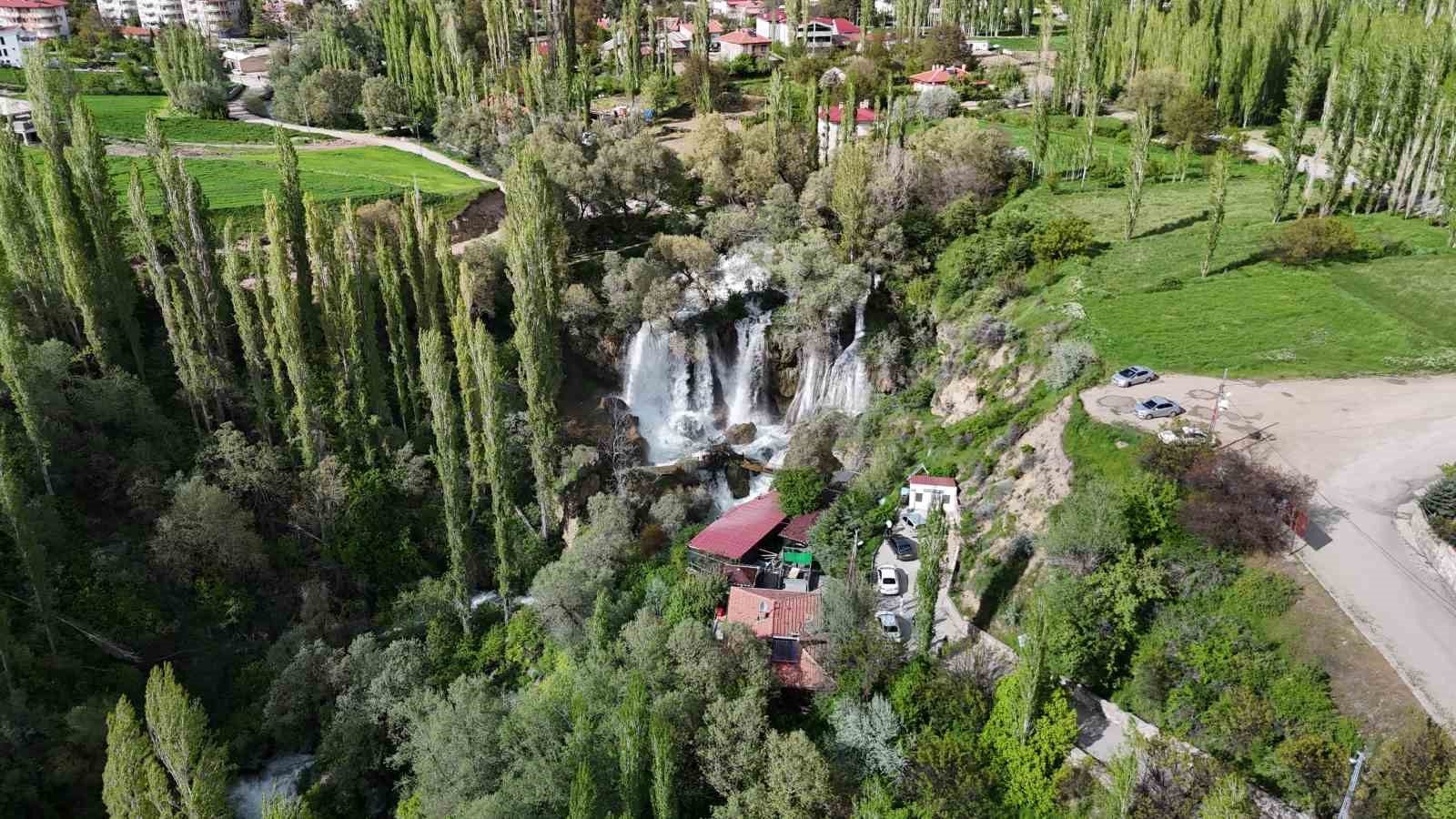 bozkirin ortasindaki sakli cennet costu koprusu yikildi 3 J7uzMfmB