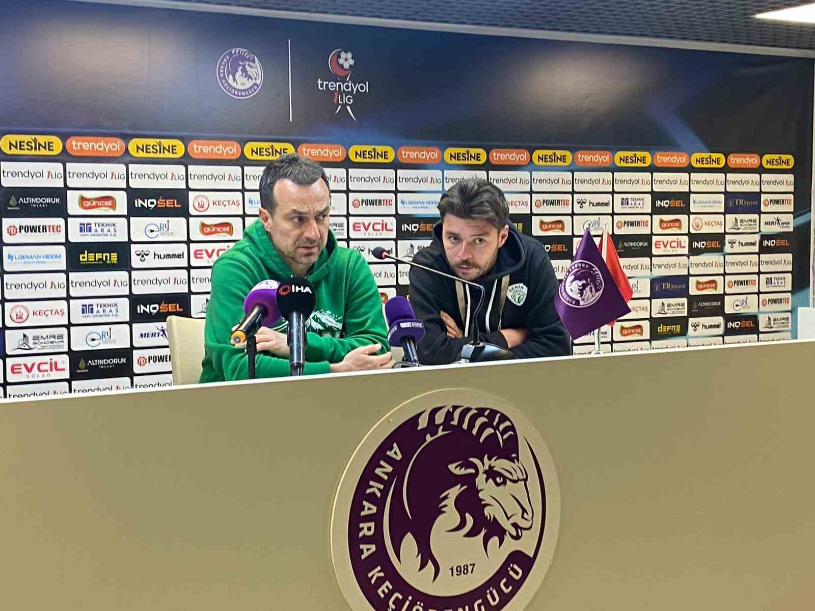 branimir petrovic oyunumuzu cok begenen yoktur ama biz buraya puan almaya geldik 0 BOccKleV