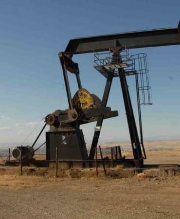 brent-petrol-100-dolarin-altina-geriledi-z8OJRekJ.jpg