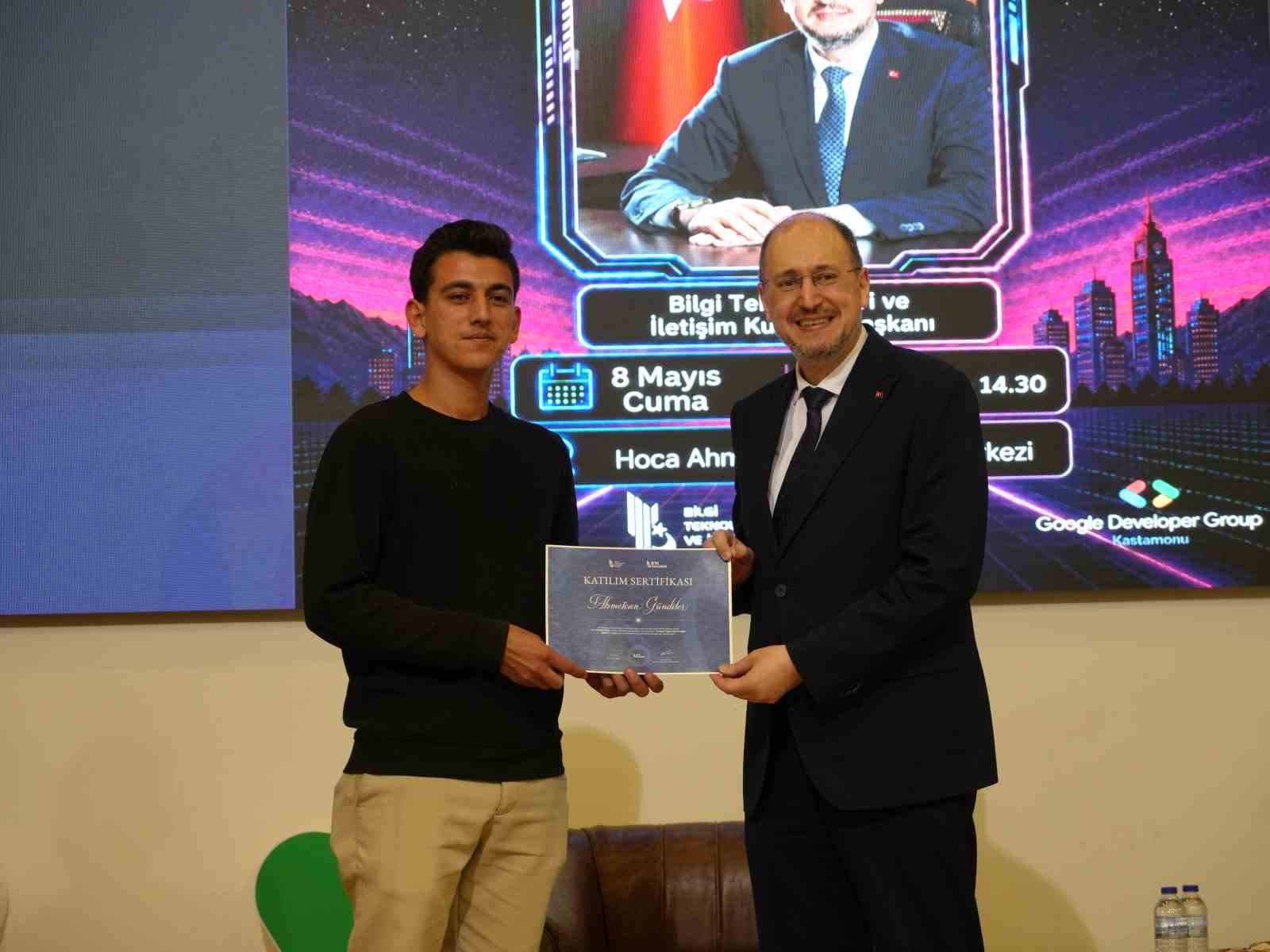 BTK Başkanı Karagözoğlu: "6. nesil haberleşme kuantuma karşı tedbirleri de içinde barındıracak" 11 btk baskani karagozoglu 6 nesil haberlesme kuantuma karsi tedbirleri de icinde barindiracak 7 bF7DCseh