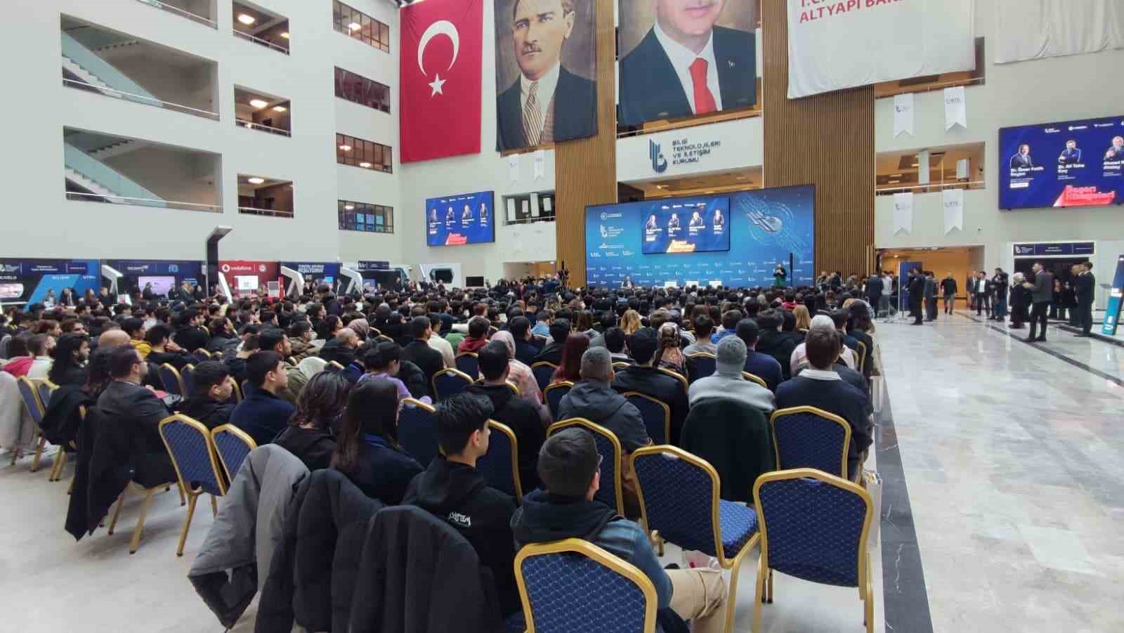BTK Başkanı Karagözoğlu: "BTK Akademi ile ülkemizin dört bir yanındaki gençlerimizin hayallerine kavuşması için var gücümüzle çalışıyoruz" 4 btk baskani karagozoglu btk akademi ile ulkemizin dort bir yanindaki genclerimizin hayallerine kavusmasi icin 9pbOEPC5