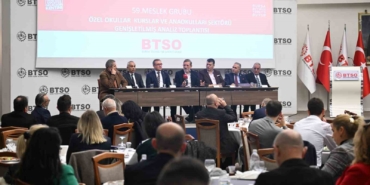 btsoda-egitim-sektorunun-gelecegi-konusuldu-P747fVCw.jpg