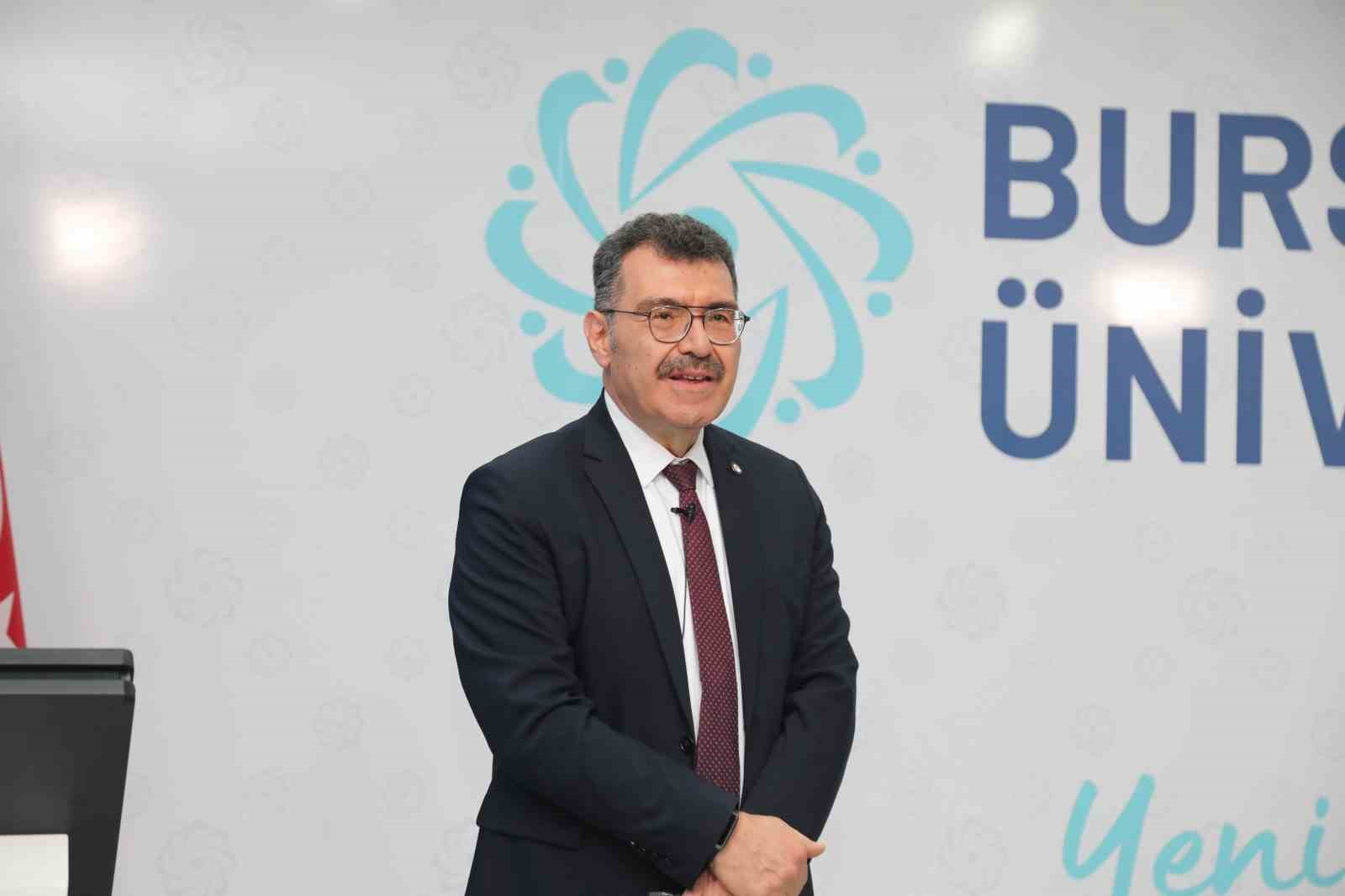 btu konusmalarinda kuresel riskler ve yuksekogretiminin gelecegi ele alindi 1 rPqCWNPI