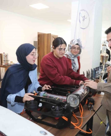 btu-robot-gunlerinde-gelecegin-teknolojileri-konusuldu-LODSfteQ.jpg