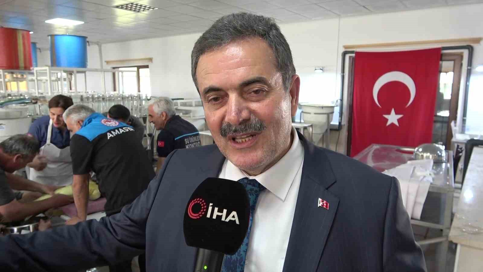 bu baligin havyari siyah inci karadenize 8 bin adet dagitilacak ciple takip edilecek 10 qdn5rDiK