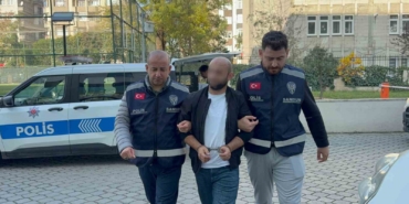 bu-bankta-ben-oturacagim-diye-polis-okulu-ogrencilerini-darp-eden-zabita-tutuklandi-4WafERB2.jpg