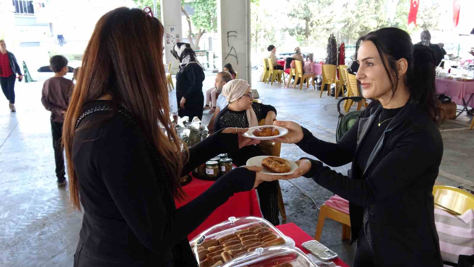 bu carsida sadece kadinlarin el emekleri satiliyor 5 DMaIjAki