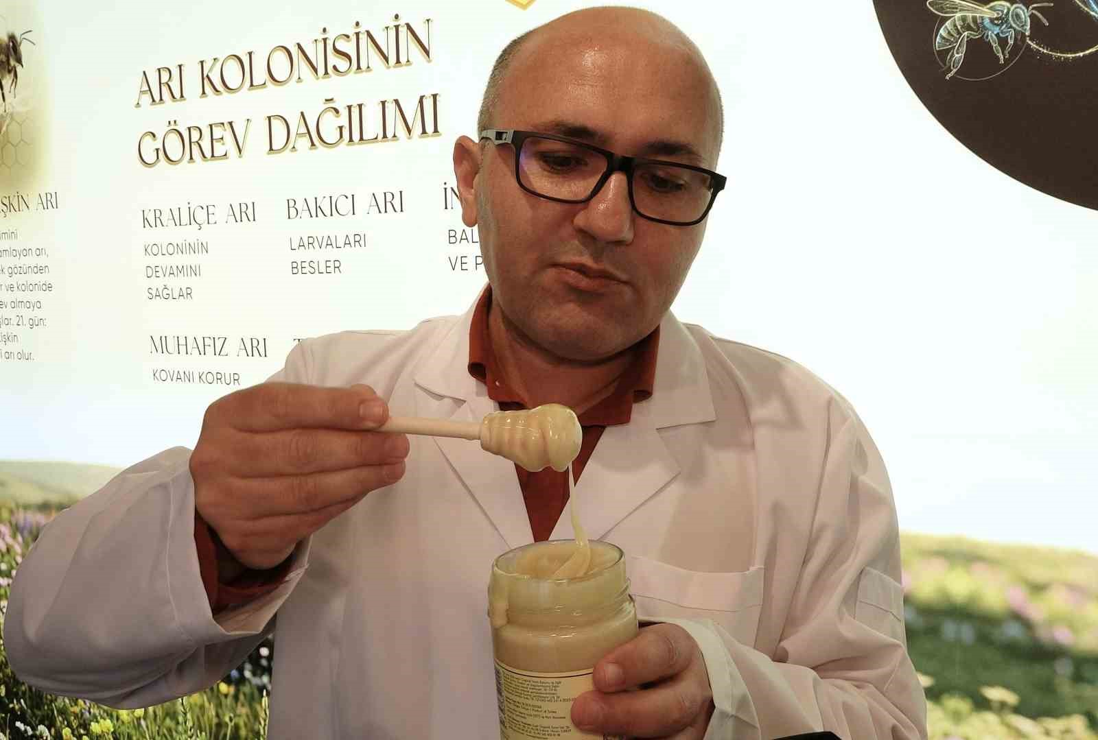 Bu da beyaz bal: Gören önce inanmıyor ama tamamen gerçek ve doğal bal 4 bu da beyaz bal goren once inanmiyor ama tamamen gercek ve dogal bal 0 MQyUDVb7