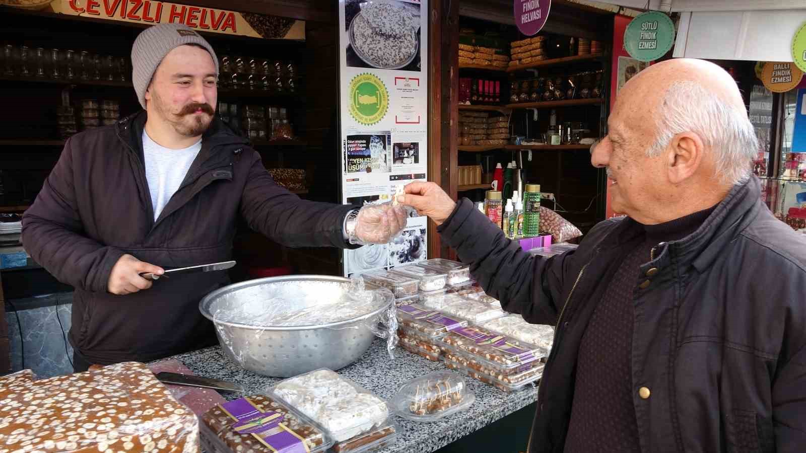 bu helva kisin usutmuyor yapimi 3 gun suruyor 1