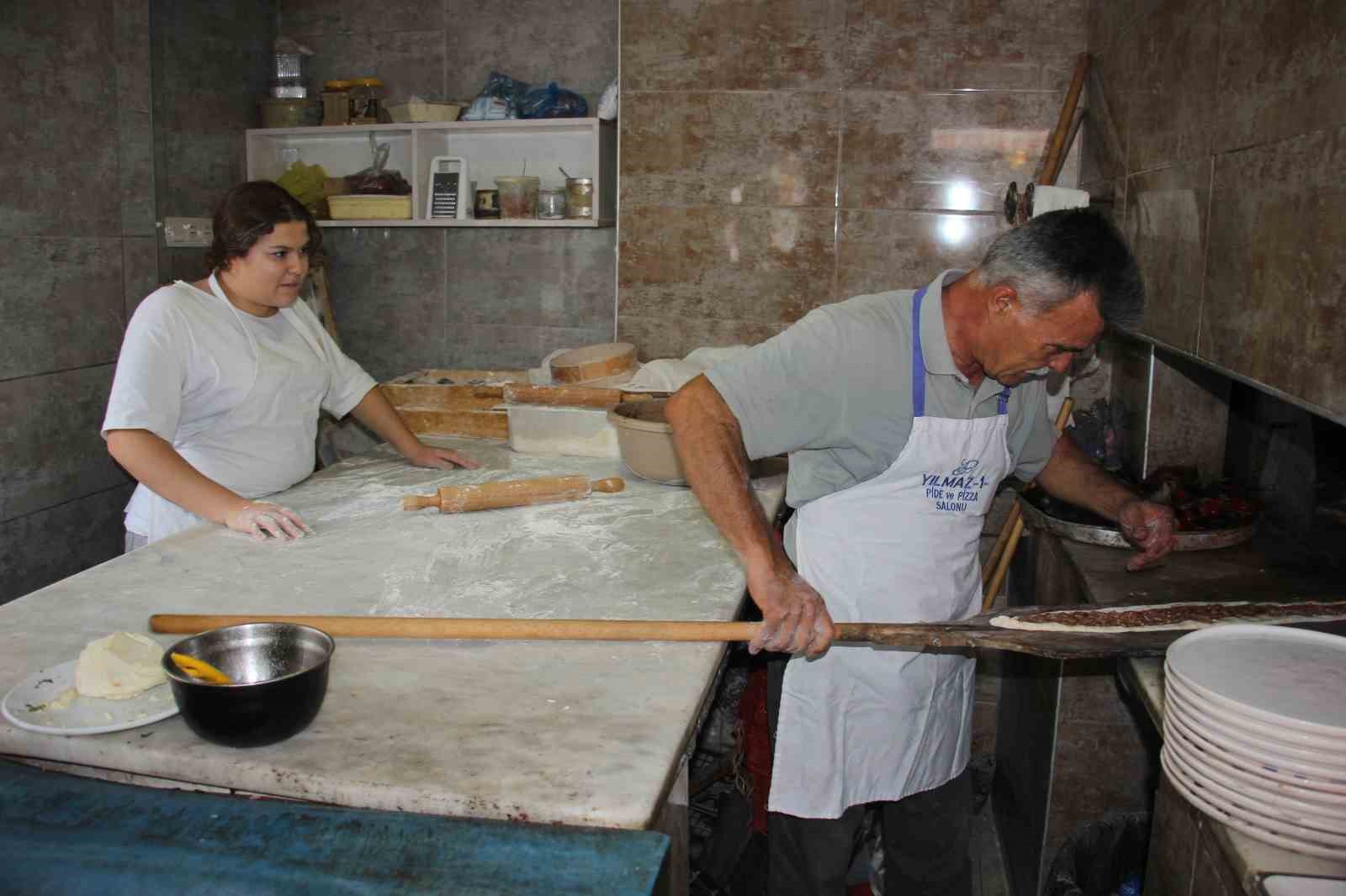 bu is yerinden cirak olarak iceri giren patron olarak cikiyor 3 YpQIefY9