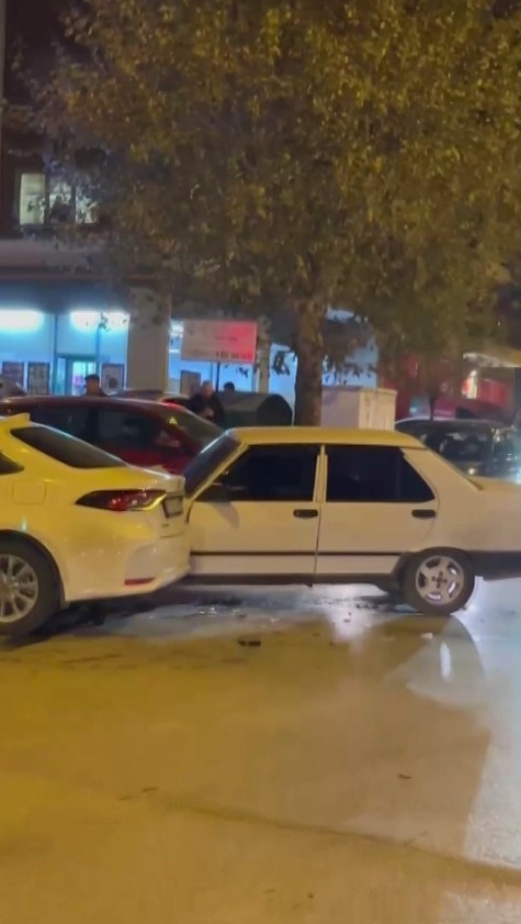 bu kavsaga giren suruculer kaza sonucu ya sanayiye ya da hastaneye gidiyor 6 XqK88G6k