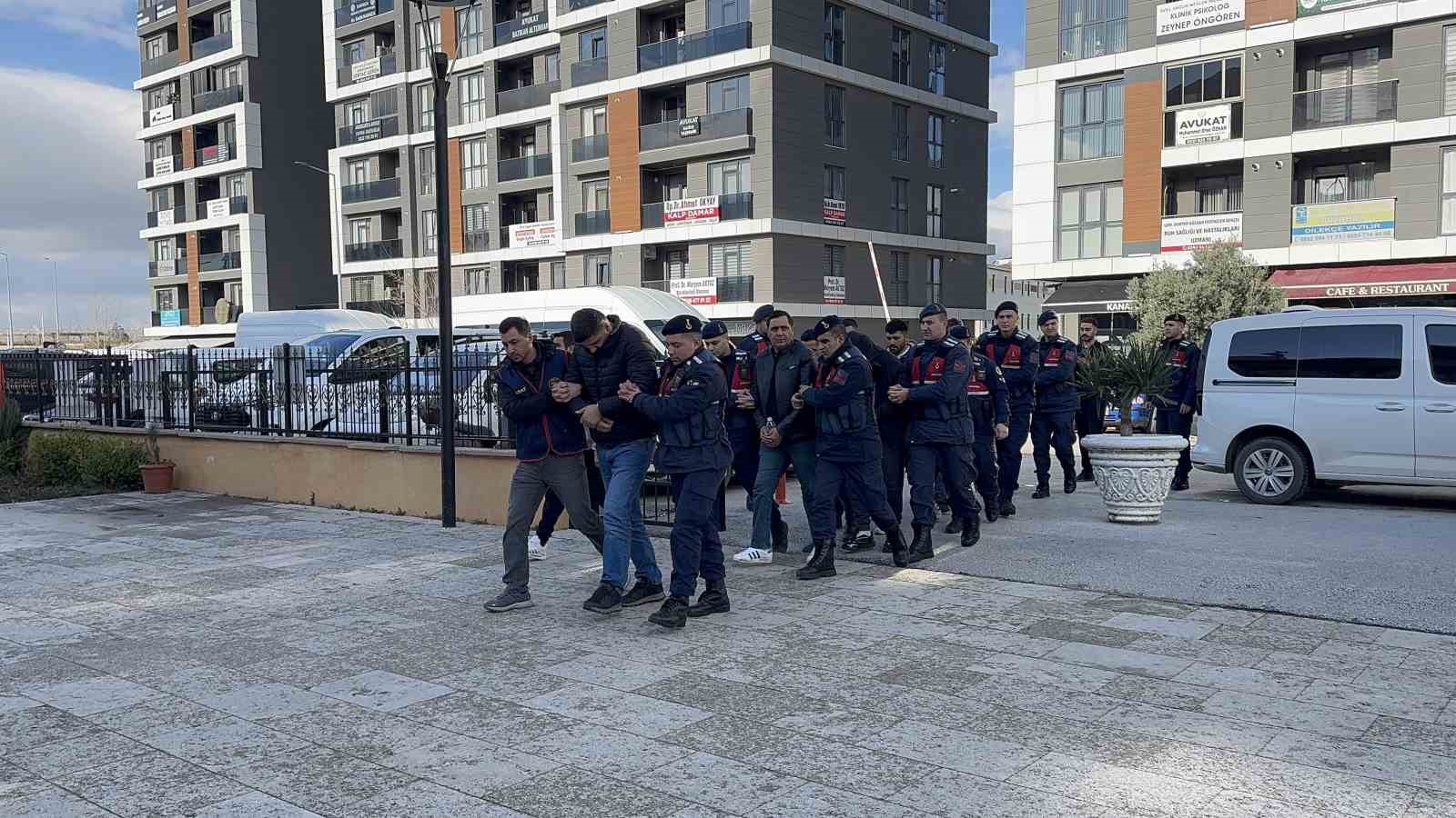 bu kez bahis oynayan da oynatan da yandi 0 6FZgTPdL