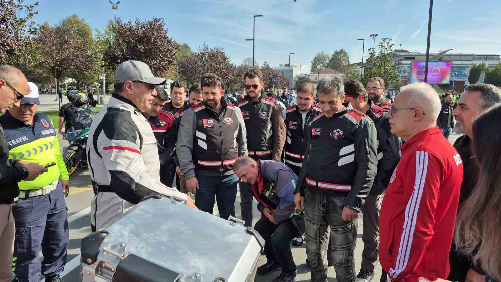 bu kez cumhuriyet icin kontak actilar 1 6VeuiRyu