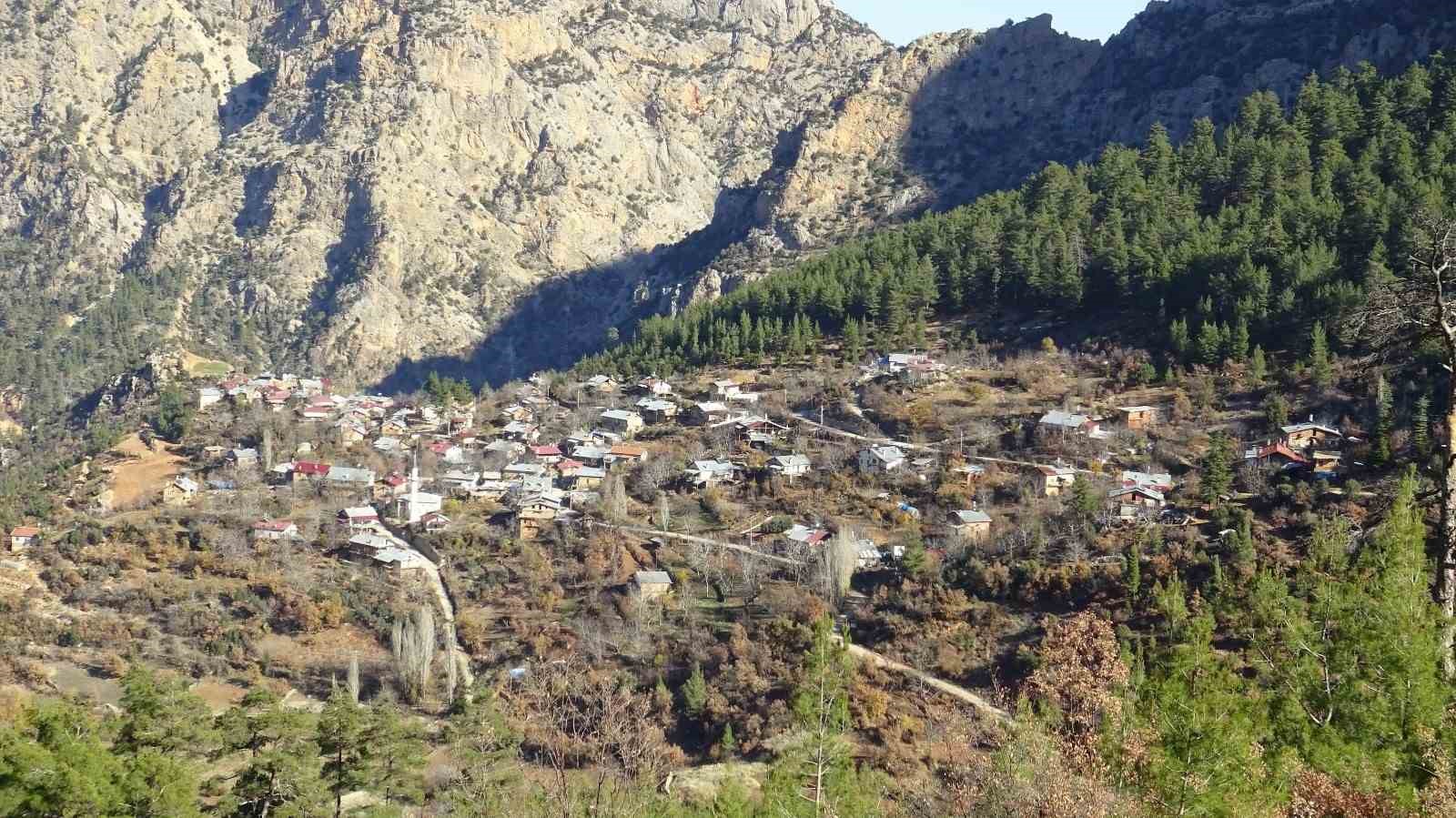 bu koyde gunes ancak saat 1230da gorulebiliyor 4 E9E2bsnJ
