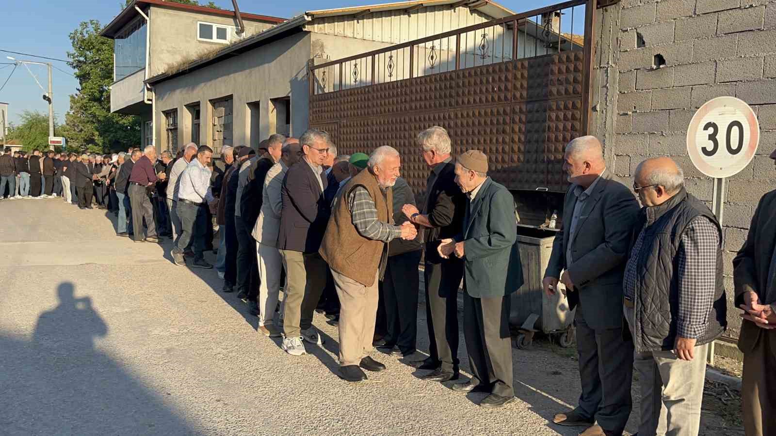 bu kuyrugun sonu gorulmedi 0 YClcfTeY