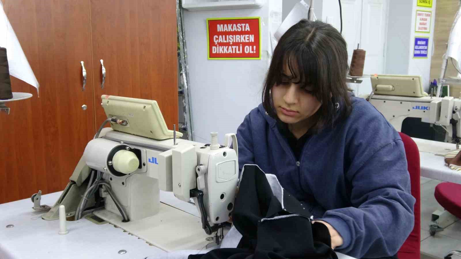 bu okulda gelecegin modacilari yetisiyor 0 7tqXs3Ra