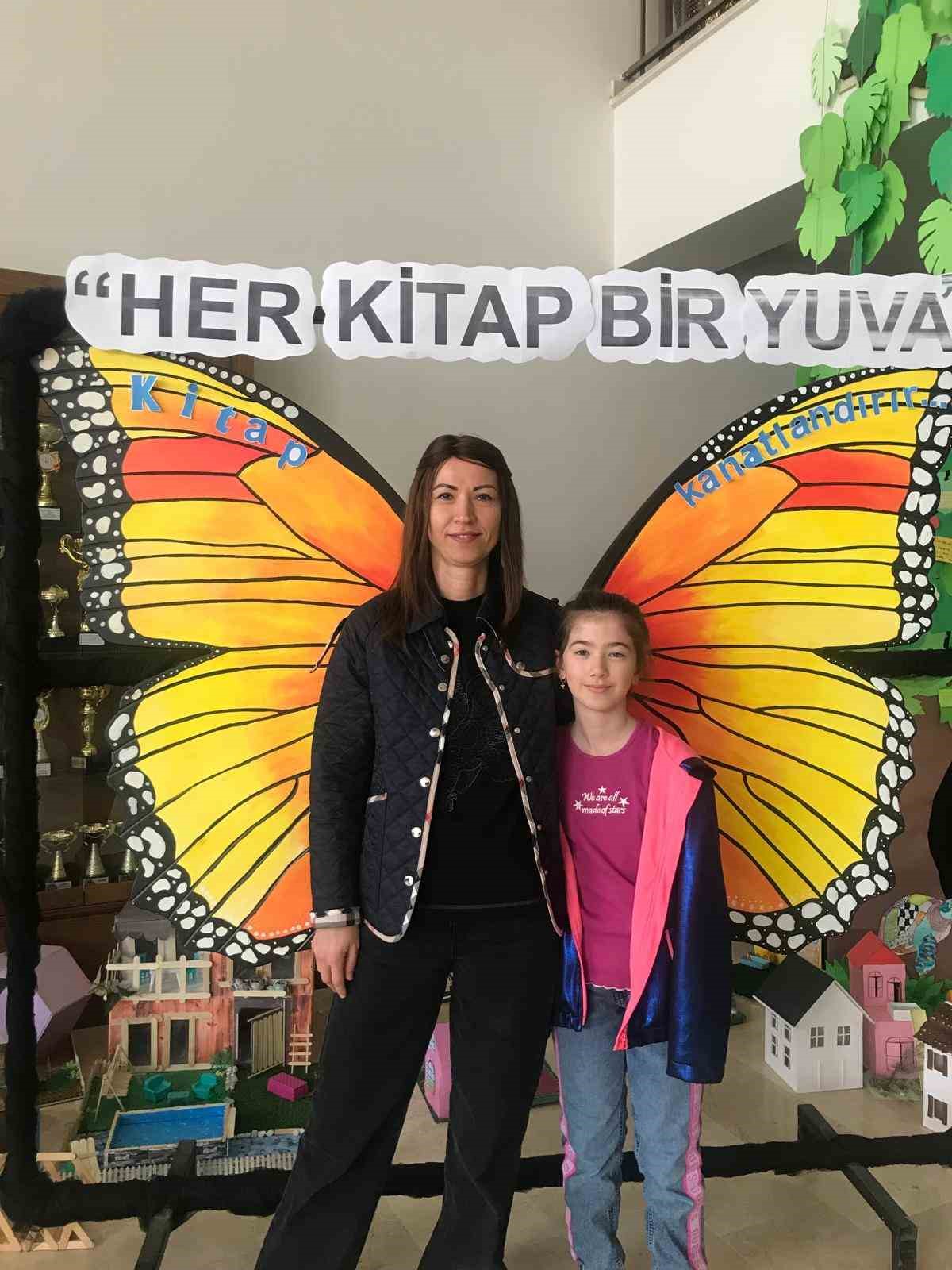 bu okulda veliler cocuklariyla sinava girdi 5