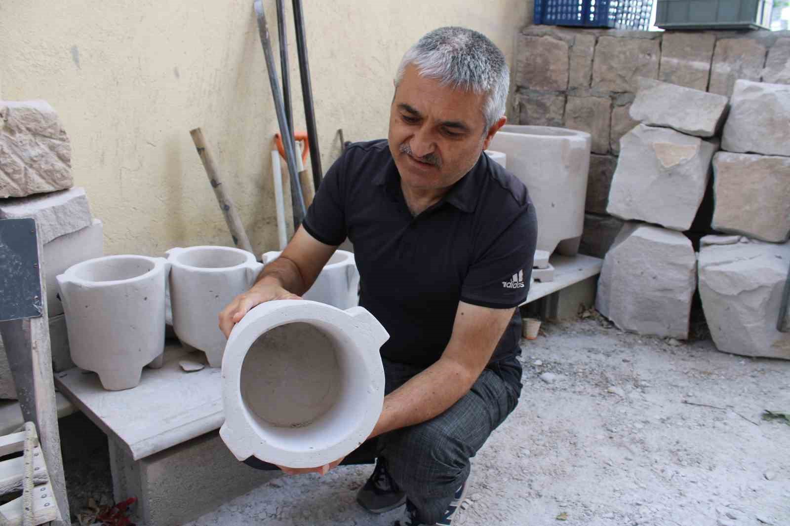 bu tas sadece kayseride cikiyor 1