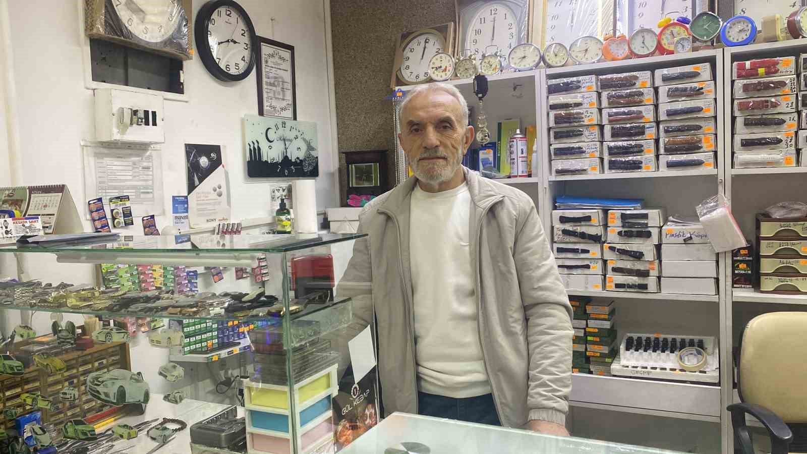 bu ustalar saatleri yeniden ayarliyor 2