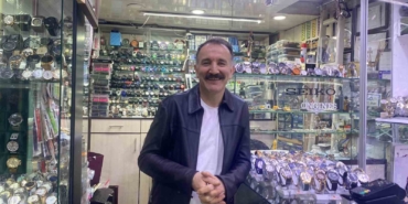 bu-ustalar-saatleri-yeniden-ayarliyor-LmcRiVHy.jpg