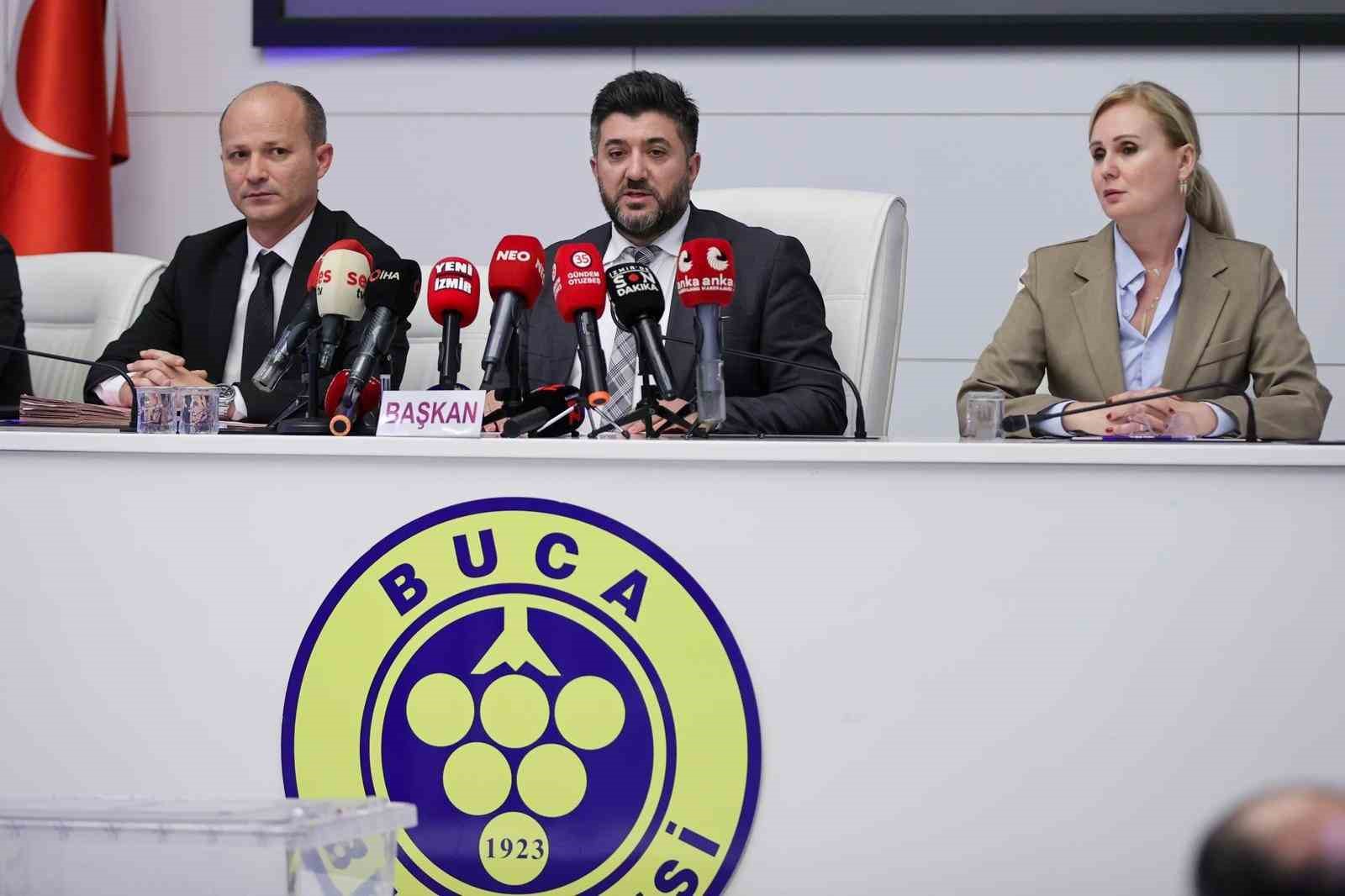 buca belediyesinde baskanvekili chpli huseyin benzer oldu 5 yyzJML4X