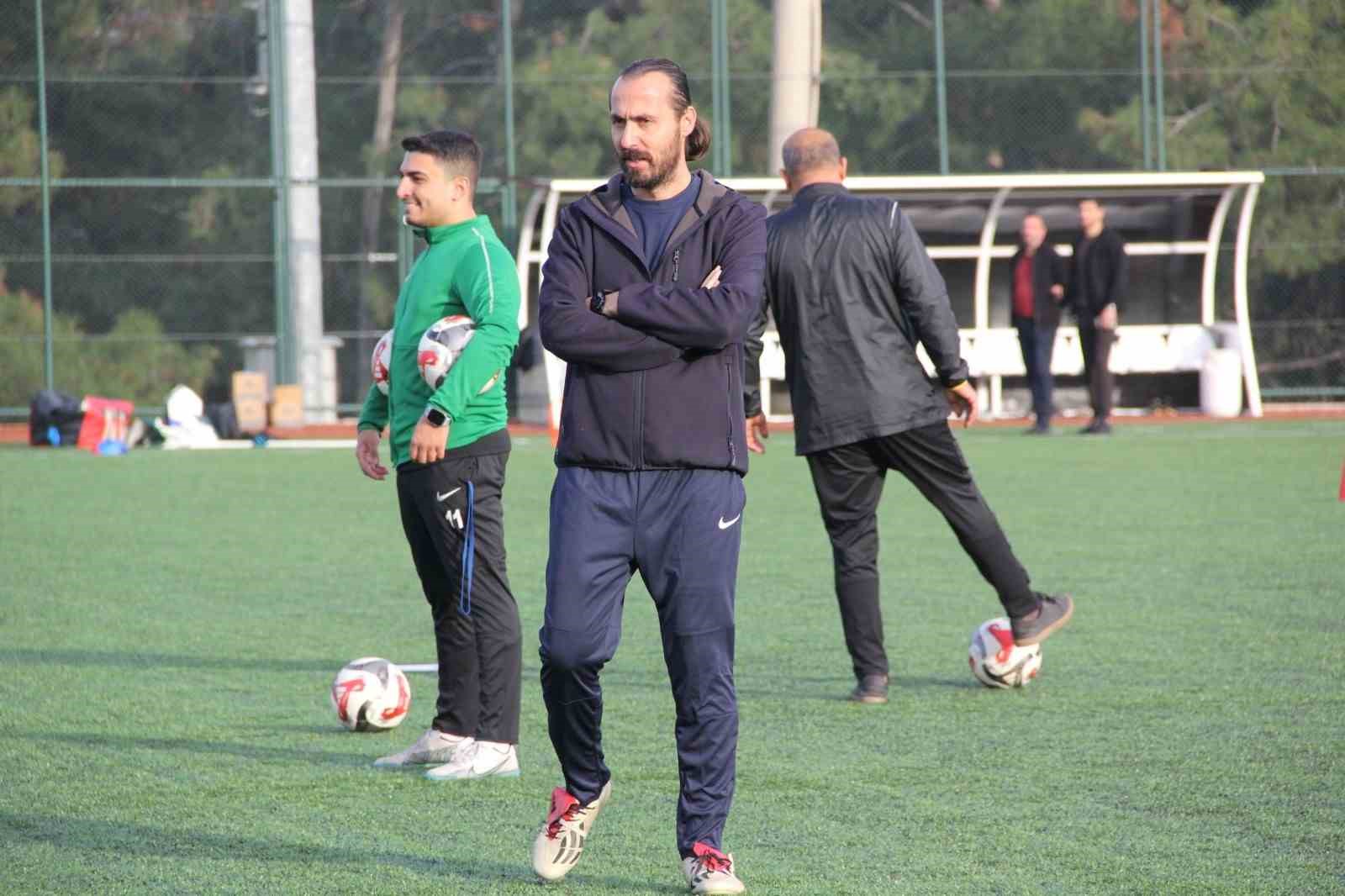 bucaspor 1928de hedef ozcan sert 0 CPe6j3A1