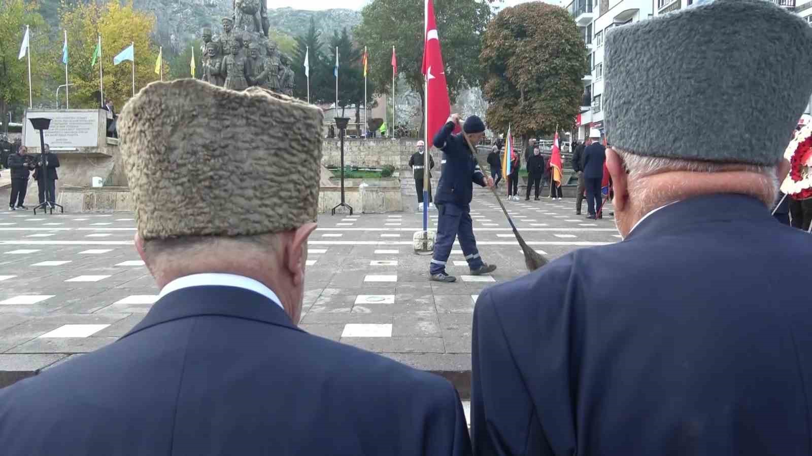 bugdaylar ayak altinda kalmasin diye zamanla yarisip toren alanini temizledi bugday nimettir ekmektir 10 yVkvkwiu