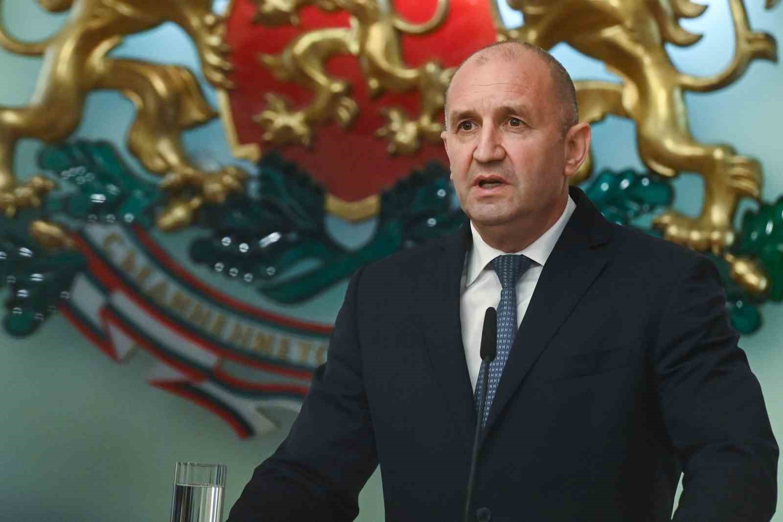 bulgaristan cumhurbaskani radev istifa etti 0 AgOmgdAa