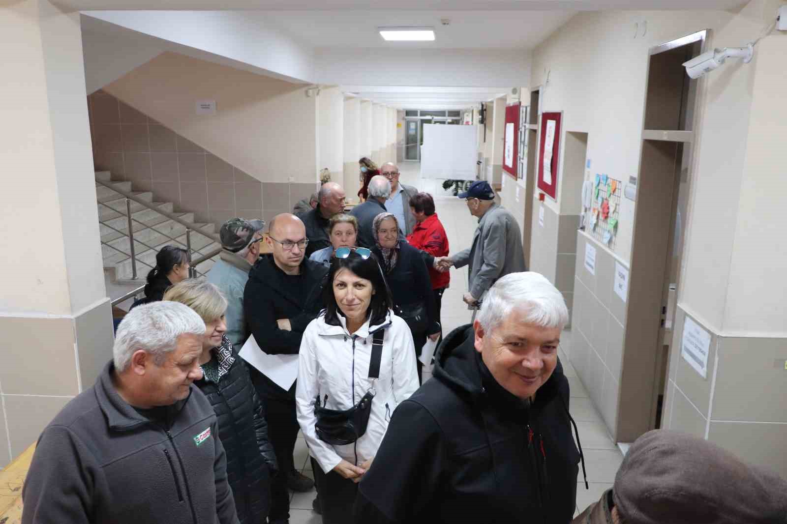 Bulgaristan seçimleri için Eskişehir’de vatandaşlar son 5 yılda 8’inci kez sandık başında 6 bulgaristan secimleri icin eskisehirde vatandaslar son 5 yilda 8inci kez sandik basinda 2 BlEcPK64