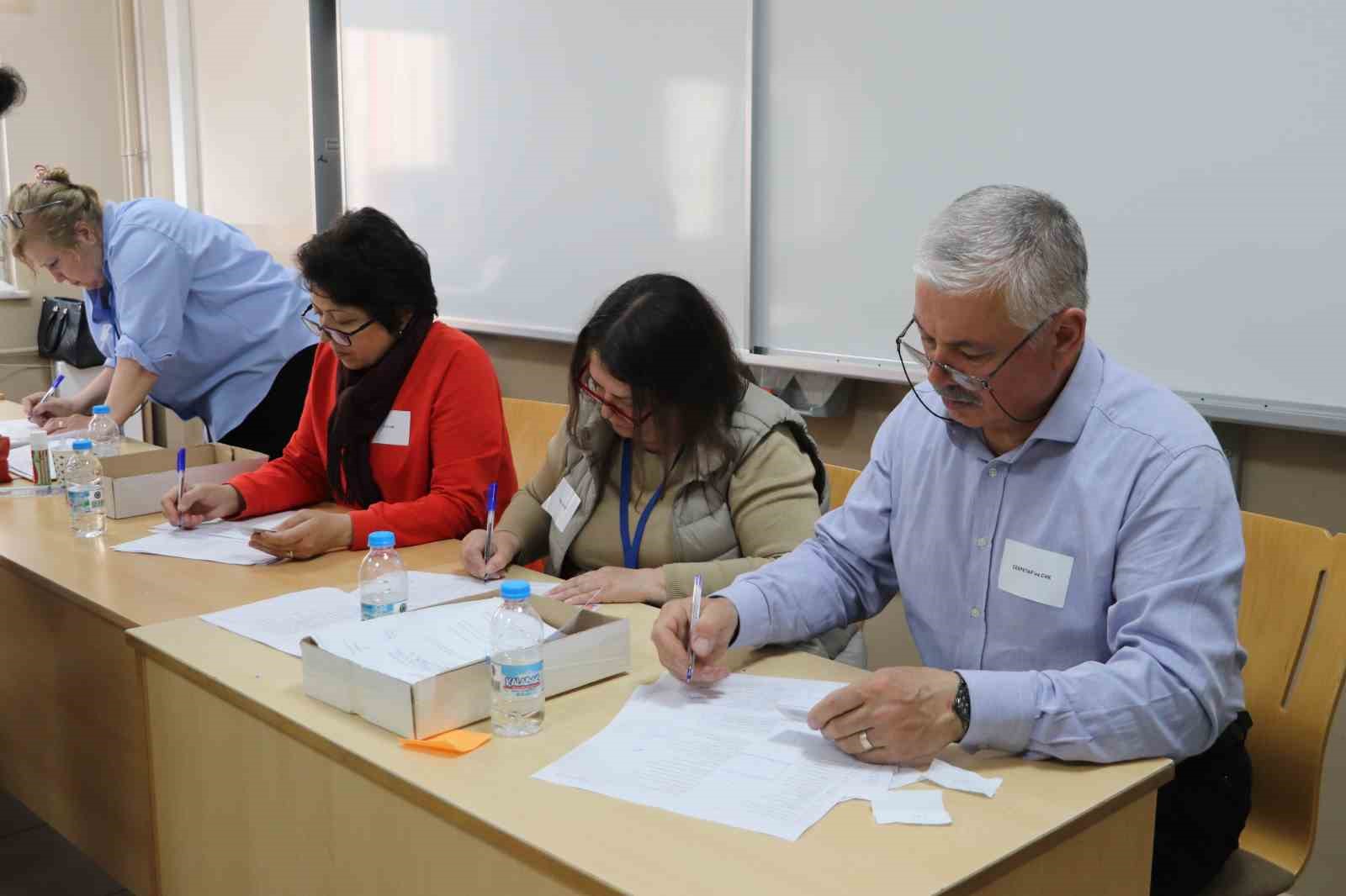 Bulgaristan seçimleri için Eskişehir’de vatandaşlar son 5 yılda 8’inci kez sandık başında 8 bulgaristan secimleri icin eskisehirde vatandaslar son 5 yilda 8inci kez sandik basinda 4 vicsqDt2