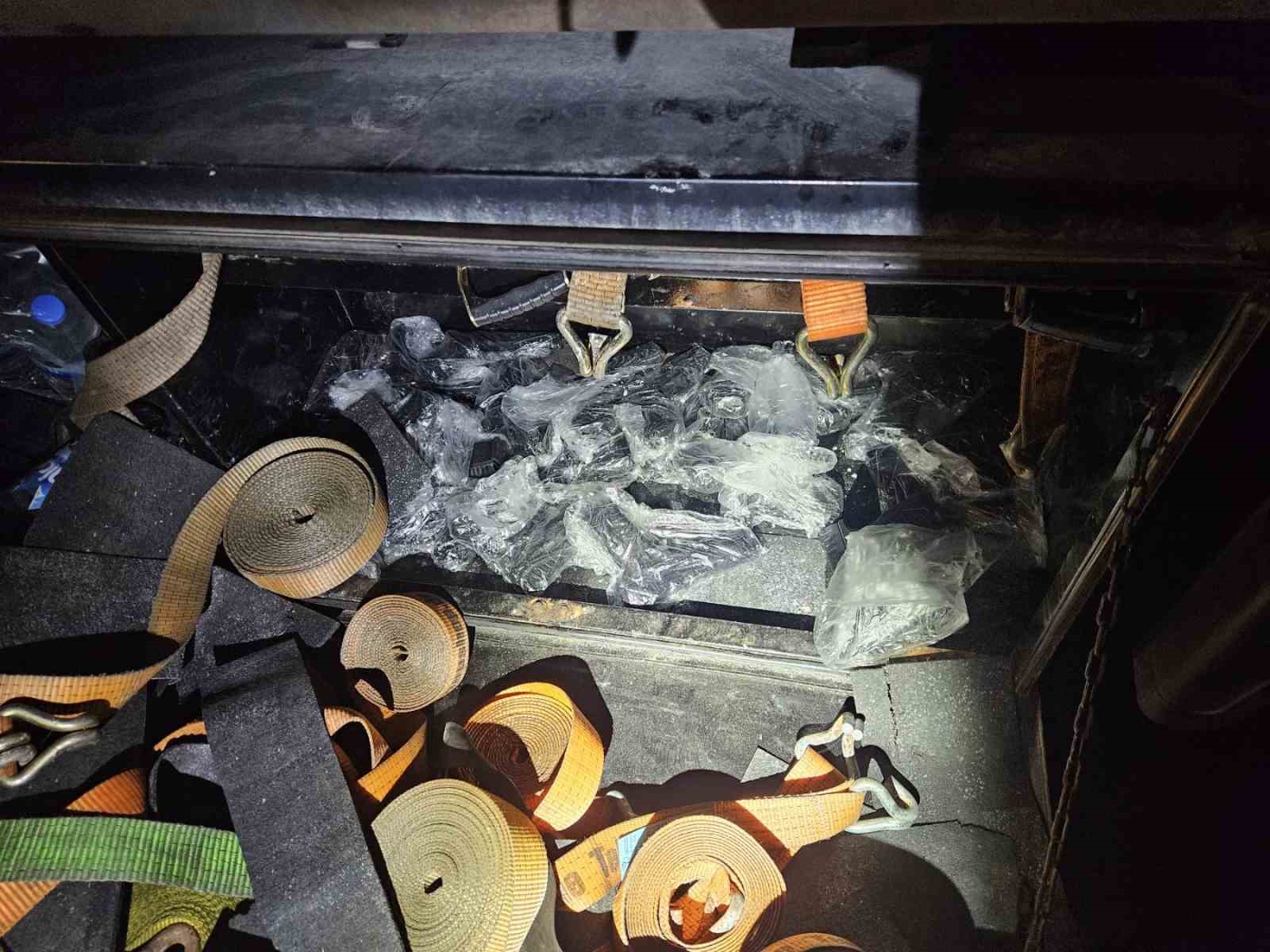 bulgaristan sinirinda 73 silah ele gecirildi 0 4VZgguha