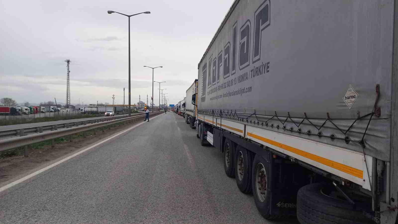 Bulgaristan’da aşırı sıcaklar nedeniyle ağır tonajlı araçlara geçici kısıtlama 6 bulgaristanda asiri sicaklar nedeniyle agir tonajli araclara gecici kisitlama 2 6lLg7ITW