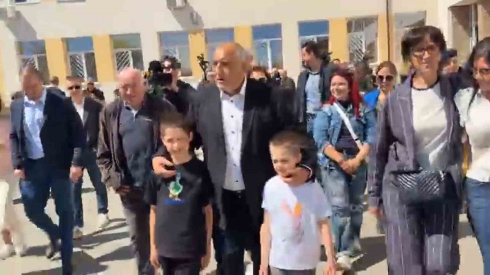 bulgaristanda halk son 5 yilin sekizinci genel secimi icin sandik basinda 3 tXiGzUS1