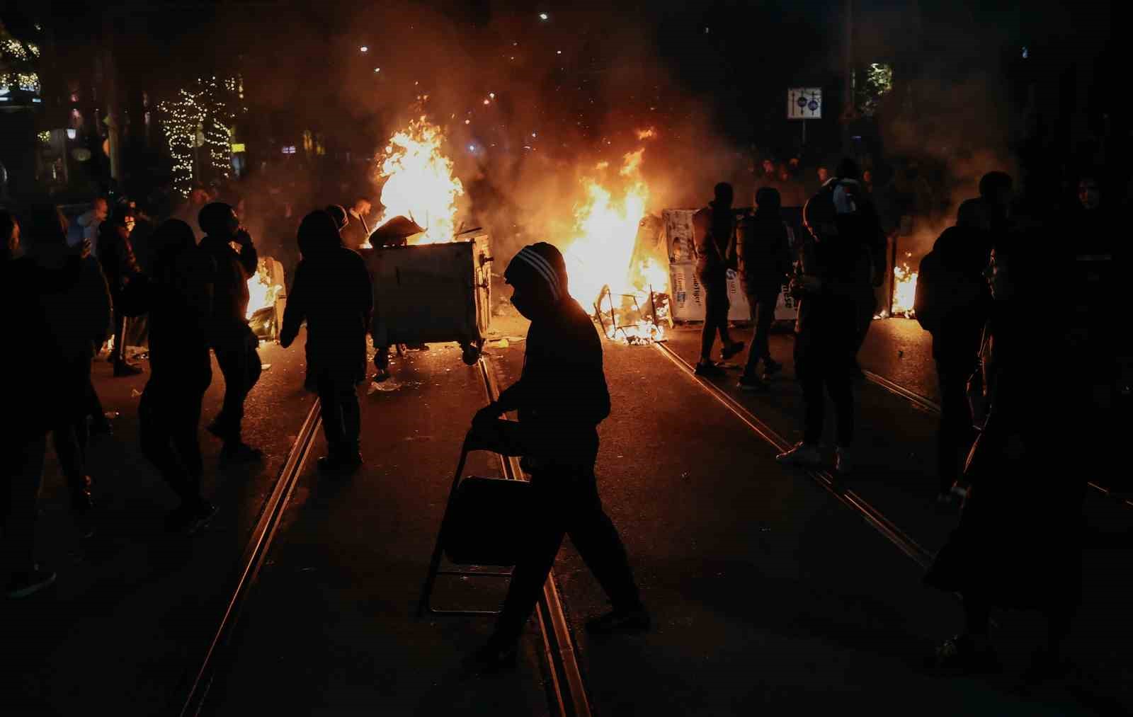 bulgaristanda hukumet karsiti protestolarda catisma 2 yarali 10 gozalti 0