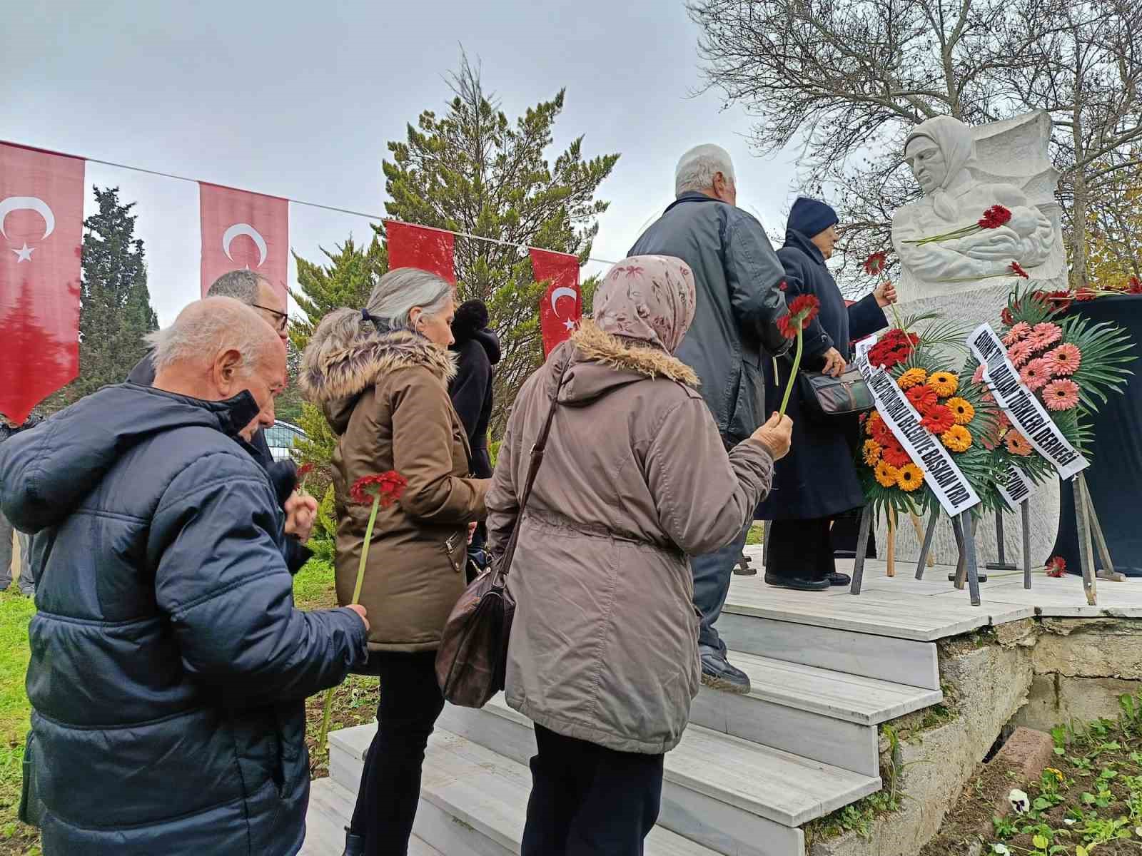 bulgaristandaki direnisin sembolu turkan bebek unutulmadi 1 C7uTkvtL