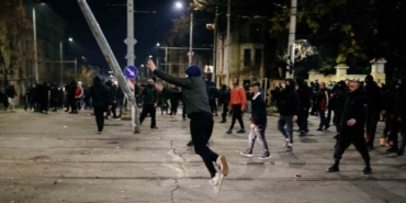 bulgaristandaki-hukumet-karsiti-protestolarda-gozalti-sayisi-71e-yukseldi-tdThBpMG.jpg