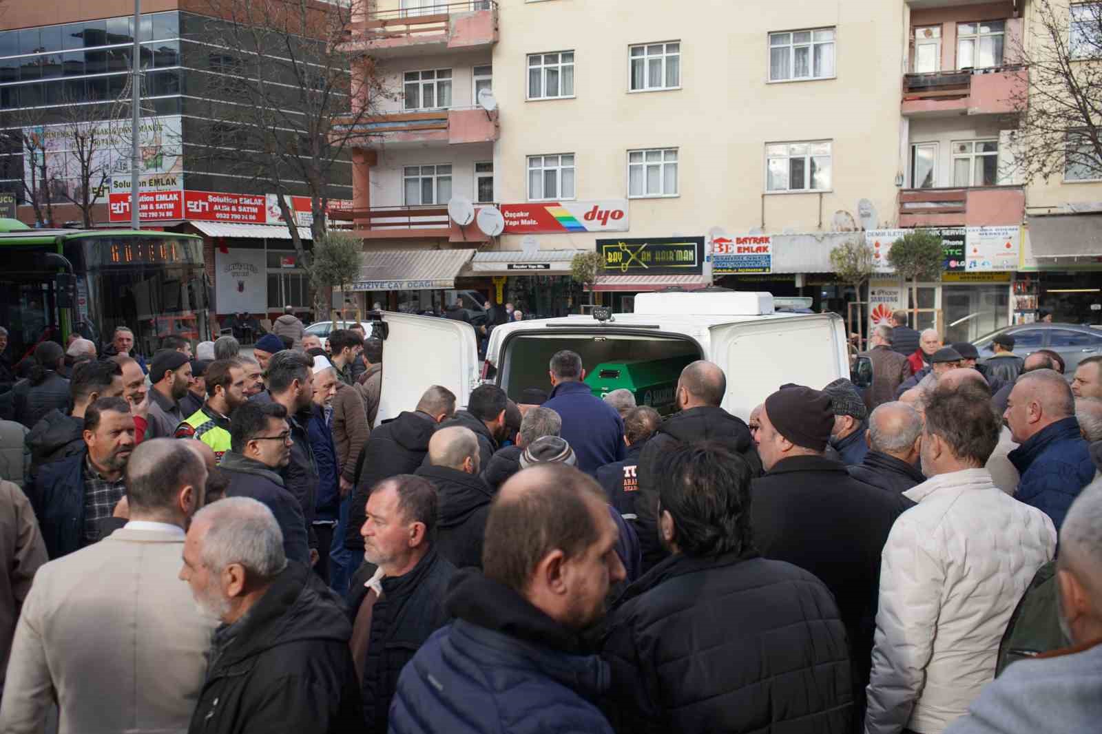bulgaristandaki kazada hayatini kaybeden tir surucusu sakaryada defnedildi 5 PrdfeBZc