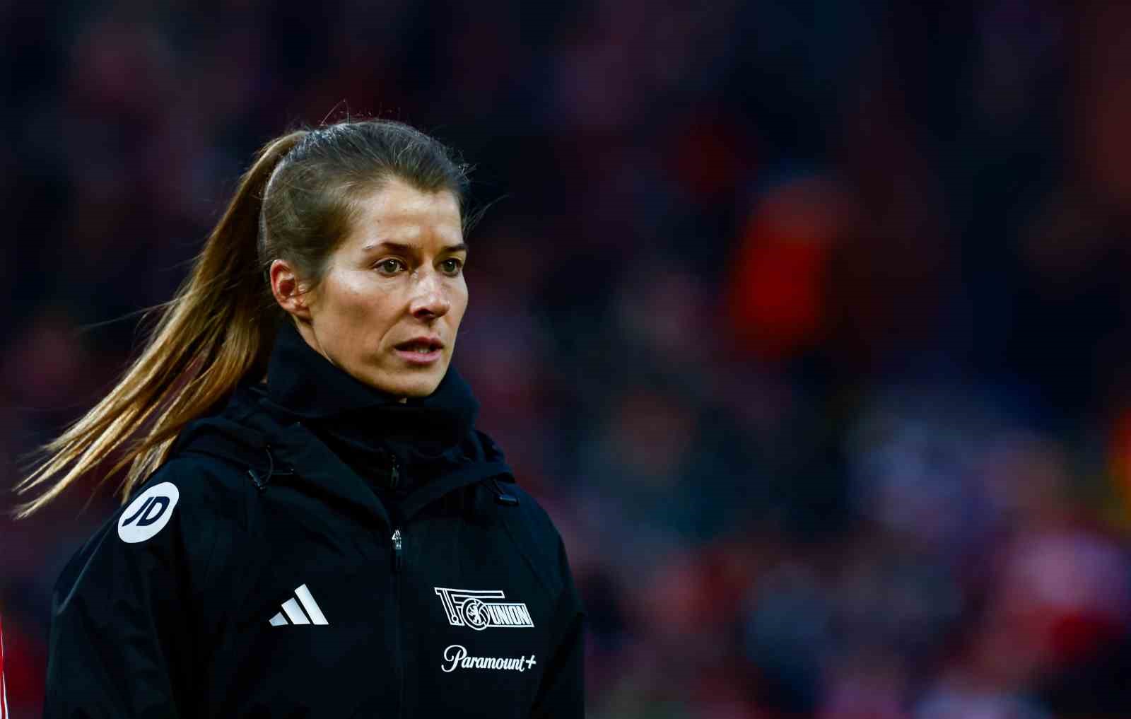 Bundesliga’nın ilk kadın teknik direktörü Marie-Louise Eta oldu 4 bundesliganin ilk kadin teknik direktoru marie louise eta oldu 0